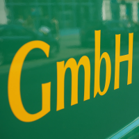 01 gmbh schriftzug 0076 200
