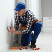 01 handwerker elektriker installation elektro steckdose 0300 200