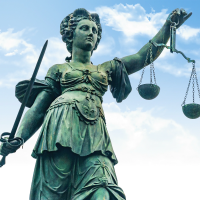 01 justizia gross statue 0081 200