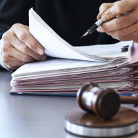 01 richterhammer dokumente richter urteil 0110 200