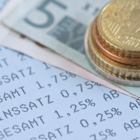 01 zinsen geld 0182 200